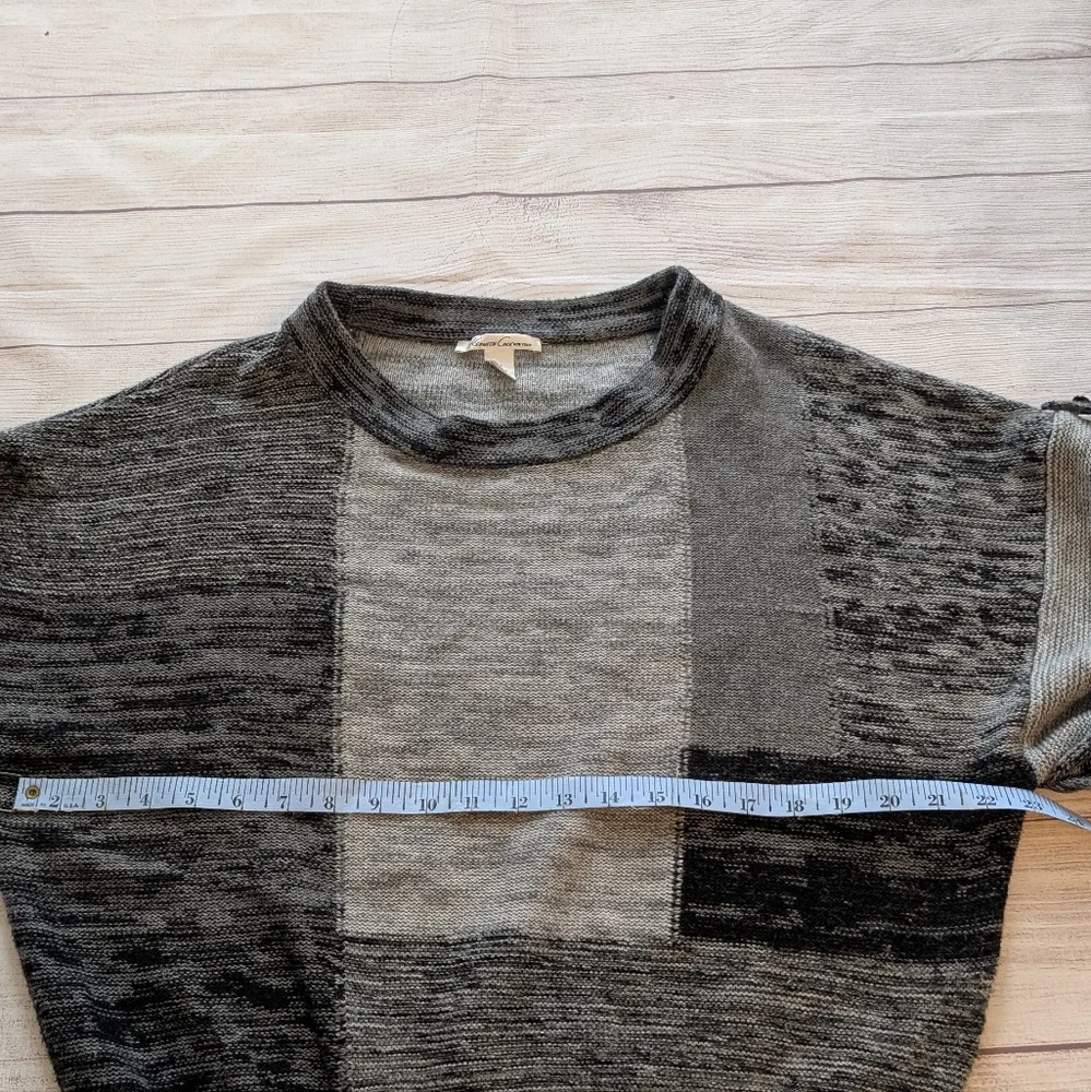 Kenneth Cole New York Short Sleeve Black And Grey Neutral Sweater. Size Medium - Picture 4 of 13
